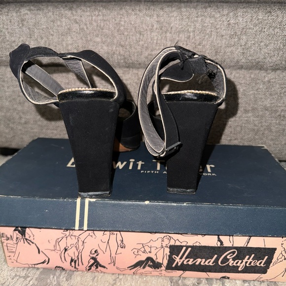 1940s vintage black peep toe heels - Picture 3 of 11